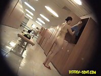 Lo915#Voyeur video from locker room