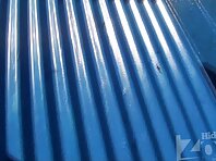 Bc1574#Two girls in the beach cabin. One adjusts the gasket, the second dresses, showing us 