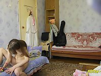 Sp1270#Blonde with shaved pussy paint fingernails