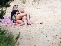 Sp2538#A good place is very important for shooting voyeur video. This beach is loved by coup