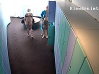 Lo1037#Spycam in locker room
