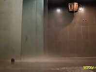 Sh860#Tanned woman in the shower