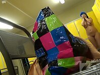 Lo1317#Focus on our hidden camera young woman with a gorgeous body. Look at those thighs, on