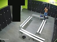 Lo1059#Spycam in locker room