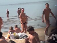 Nu1743#On the nudist beach is our agent and filmed on Nude beach voyeur cam. On the beach th