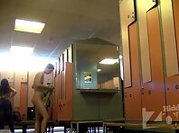 Lo1434#A young girl with a beautiful round ass wiped off after a shower right in front of ou