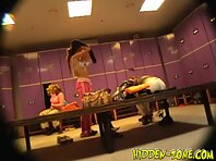 Lo444#Voyeur video from locker room