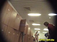 Lo1048#Voyeur video from locker room