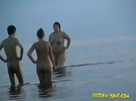 Nu1015#Voyeur video from nude beach
