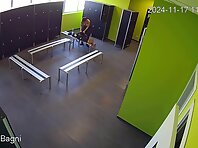 Lo1043#Spycam in locker room