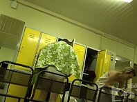 Lo1293#Blonde with big tits is wiped after a shower in the pool locker room. We can watch as