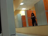 Lo985#Voyeur video from locker room
